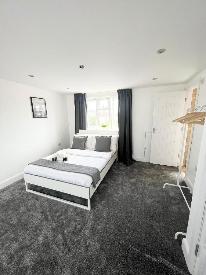 Stunning Flat In Greater London Otel Dış mekan fotoğraf