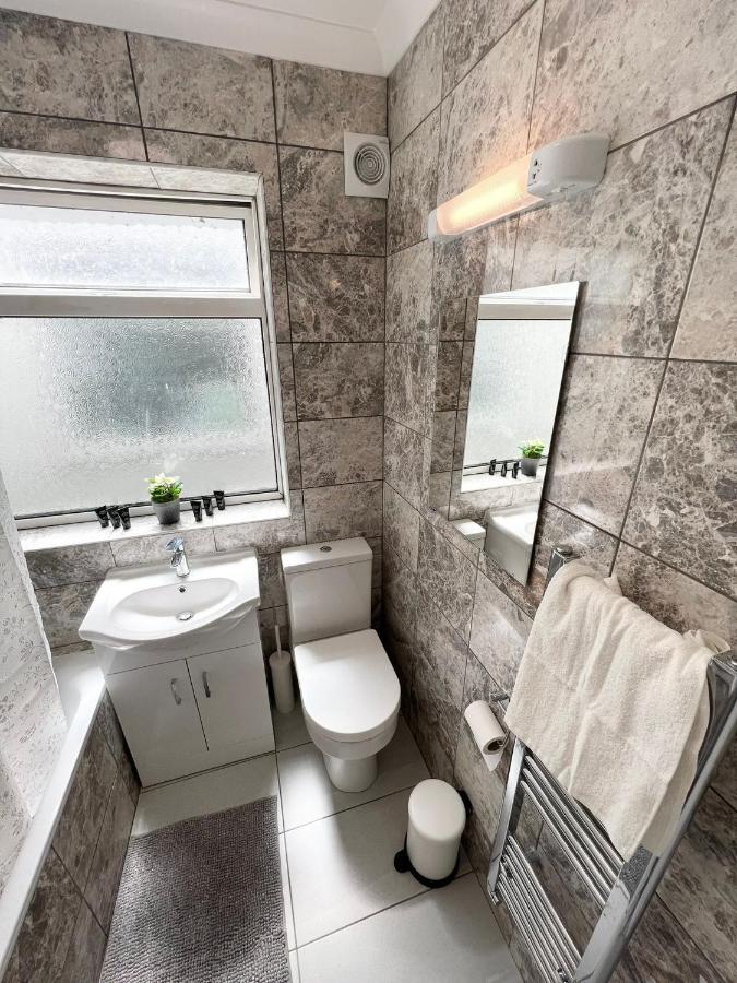 Stunning Flat In Greater London Otel Dış mekan fotoğraf
