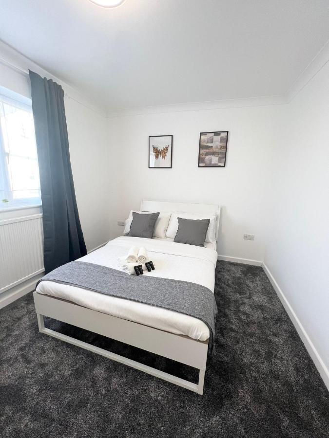 Stunning Flat In Greater London Otel Dış mekan fotoğraf