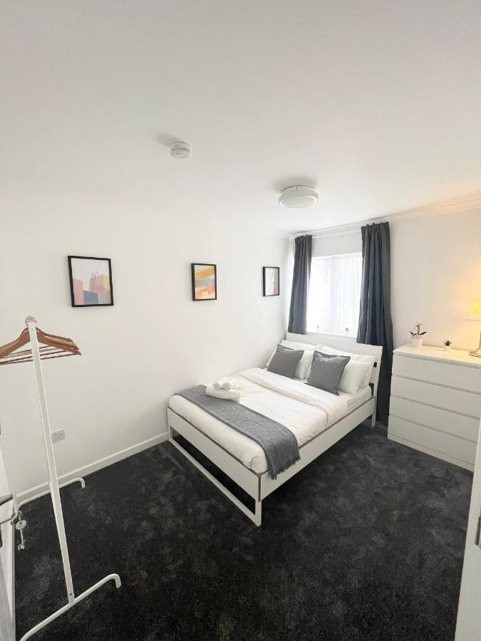 Stunning Flat In Greater London Otel Dış mekan fotoğraf